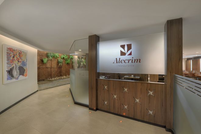 Hotel Deville Business Curitiba - Curitiba - Recepción