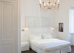 Cagliari Boutique Rooms And Suites - Cagliari - Bedroom