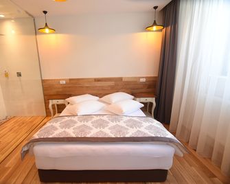 Hotel Europa - Baia Mare - Bedroom