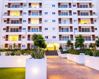 Prime Luxurious Suite Apartment - Accra - Building