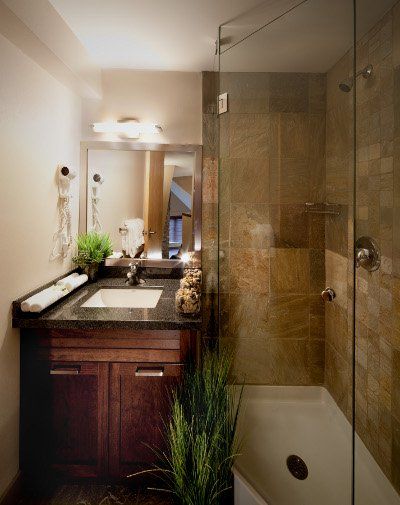 Bathroom view of Executive Inn Whistler