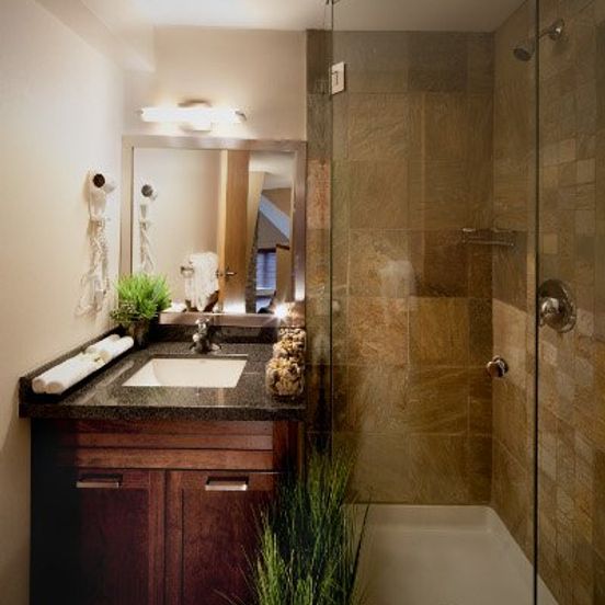 Bathroom view of Executive Inn Whistler