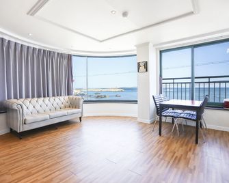 Donghae Cheonjabong Beach Pension - Donghae - Cocina