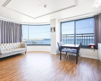 Donghae Cheonjabong Beach Pension - Donghae - Cucina