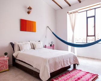 Family Host - Villa de Leyva - Habitación
