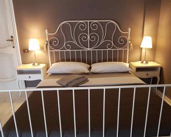 B&B Villa Ngiolò - Ancona - Habitación