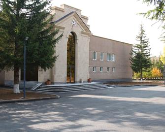 Jermuk Ashkhar Sanatorium - Jermuk - Edificio