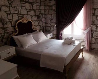 Alacati Alaris Hotel - Alacati - Habitación
