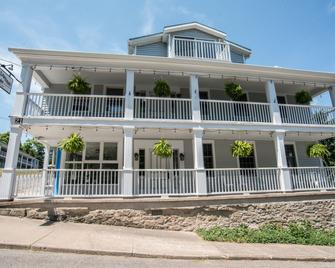 South Landing Inn - Niagara-on-the-Lake - Building
