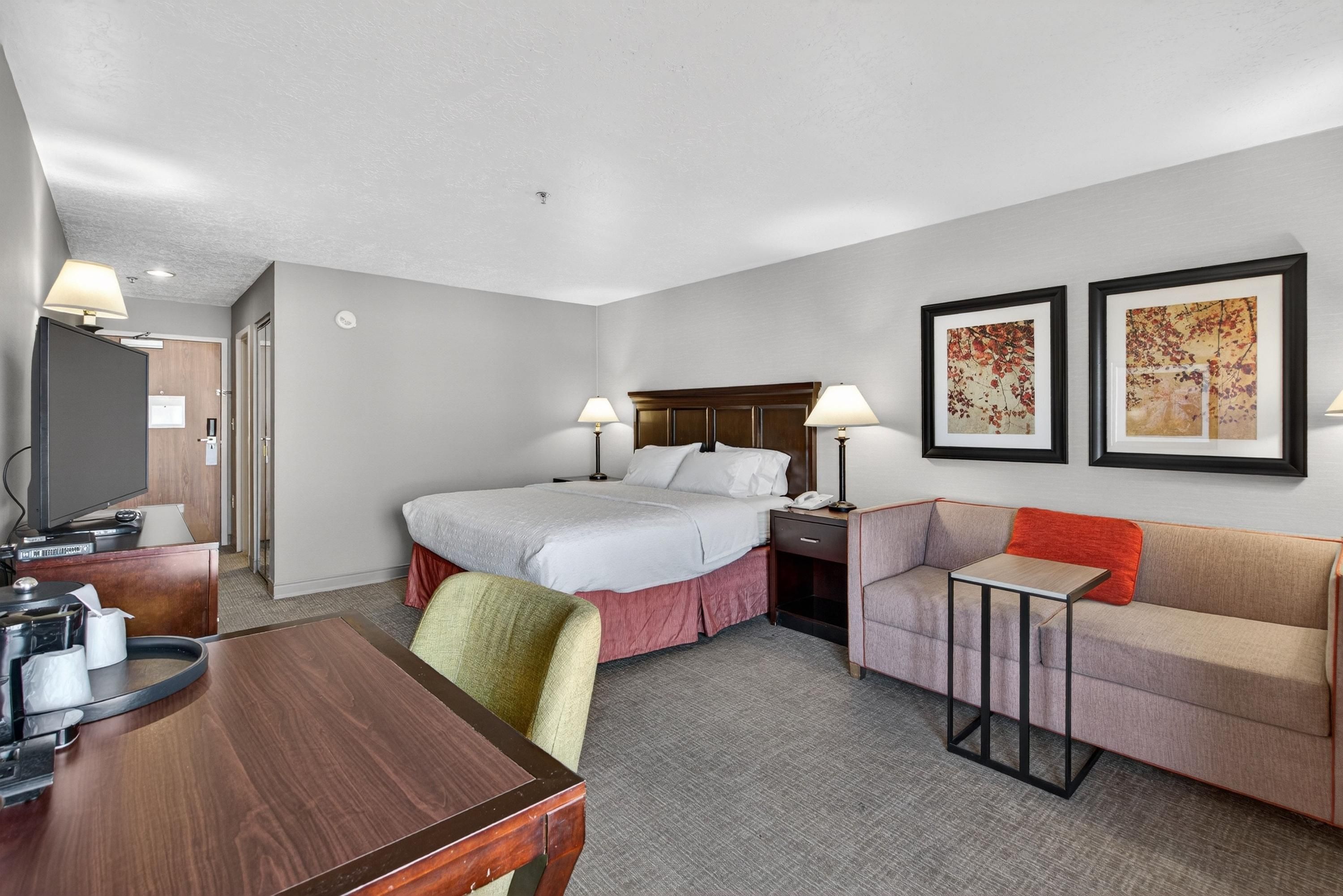 Hotel SLC thumbnail 2