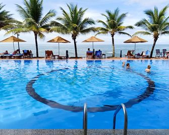 Sun Viet Resort Phu Quoc - Phu Quoc - בריכה