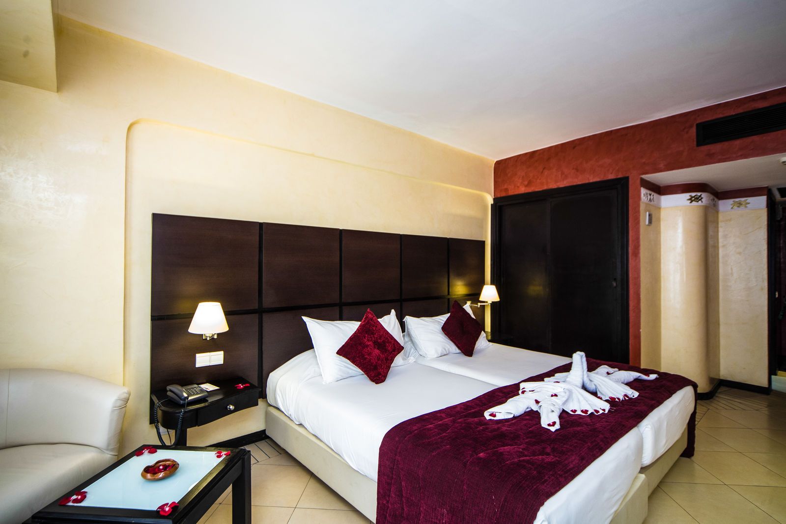 Anezi Tower Hotel - Agadir - Bedroom