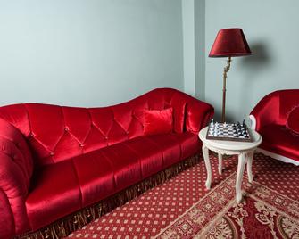 Layar Palace - Khyriv - Living room