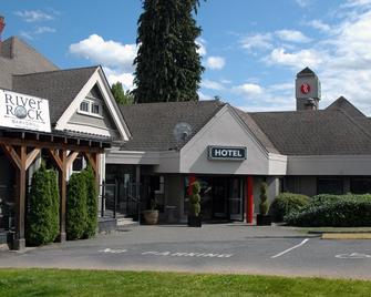 Ramada by Wyndham Duncan Cowichan Valley - Duncan - Building