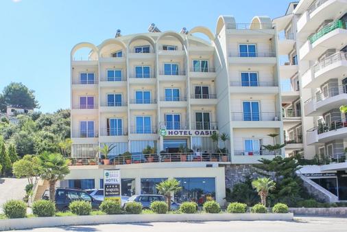 Hotel Oasis - Άγιοι Σαράντα - Κτίριο