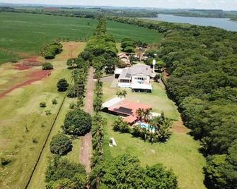 Chalés especiais da Fazenda Itacorá - Itaipulândia - Vista del exterior