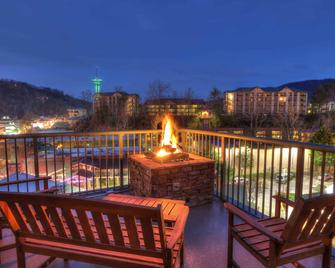 Black Bear Inn & Suites - جاتلينبرج - وسائل الراحة في مكان الإقامة