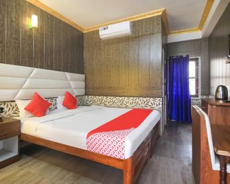 Hotel O Krishna Guest House Siliguri Railway Station - Siliguri - Bedroom