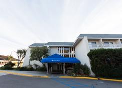 Dana Point Marina Inn - Dana Point - Bâtiment