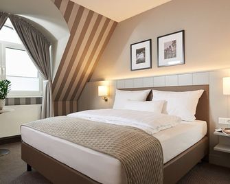 Akzent Hotel Sternen - Uhldingen-Mühlhofen - Schlafzimmer