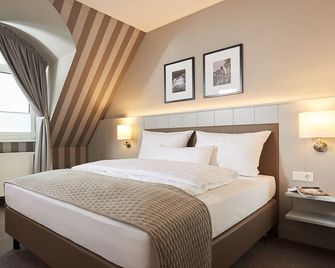 Akzent Hotel Sternen - Uhldingen-Mühlhofen - Slaapkamer