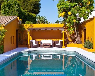 Family hotel Al- Ana Marbella - Estepona - Pool