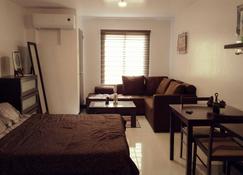 Darvy Suites - Muntinlupa - Living room