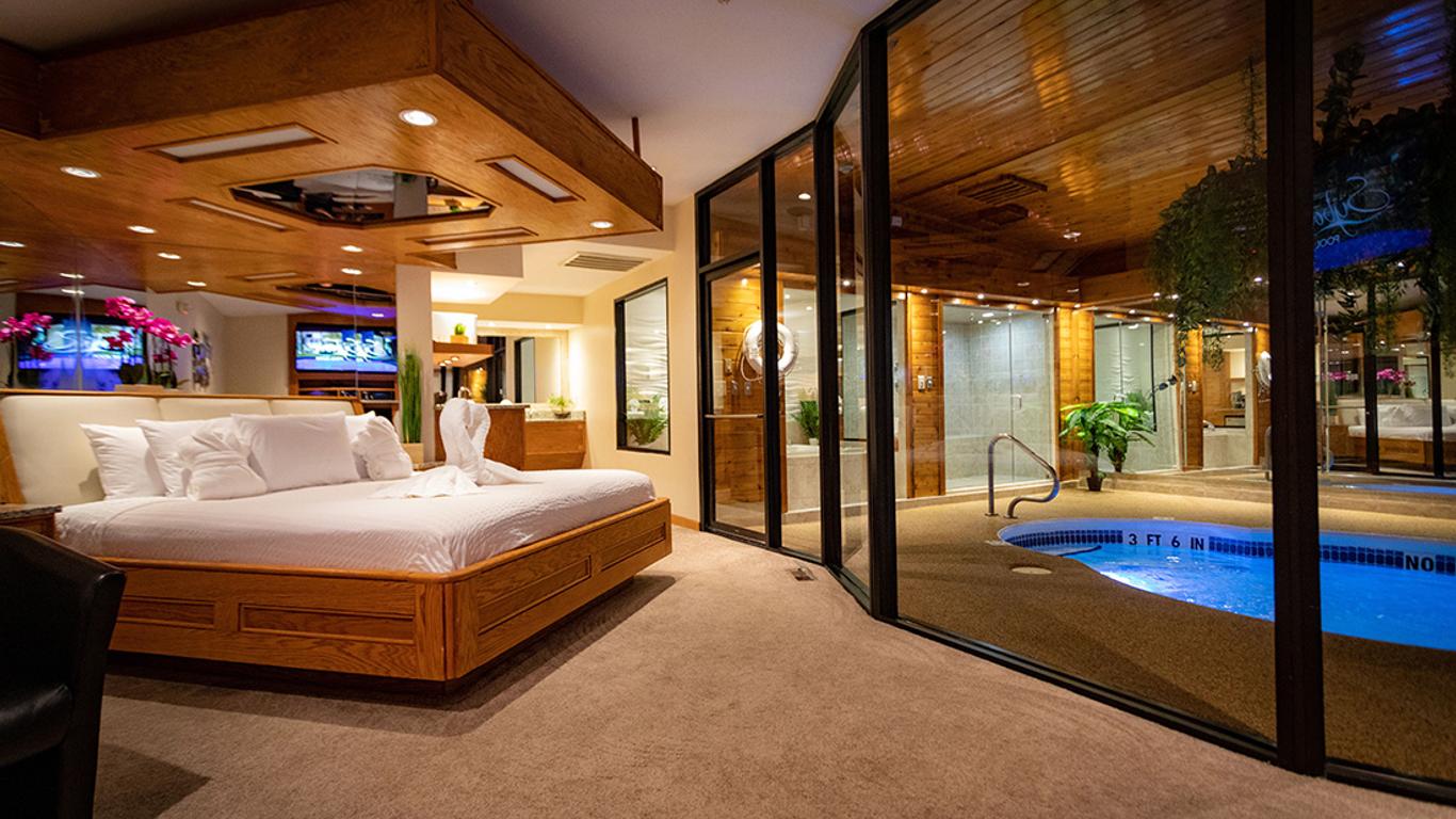 Sybaris Pool Suites Indianapoli