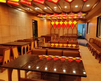 Annai in Saravana Bhavan Fine stay and Restaurant - Velankanni - Restaurant