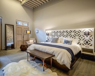 Hotel Casa Once - Куеретаро - Спальня