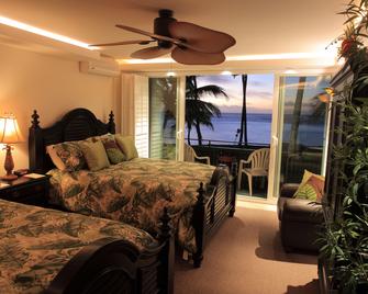 Hotel Coral Reef - Kapaa - Bedroom