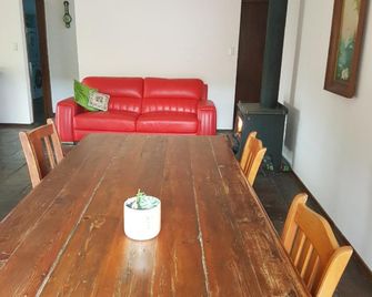 Kismet B&B - Geelong - Dining room