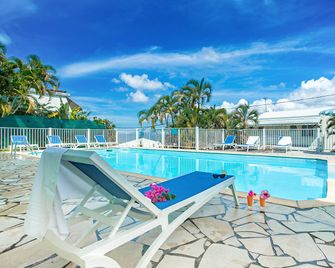 Karibea Camelia Residence - Les Trois-Îlets - Piscina