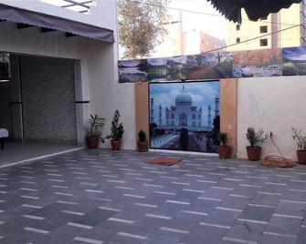 Shree Bihari ji Cottage - Agra - Entrada del hotel