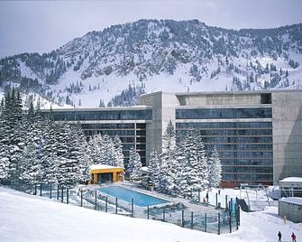 The Cliff Lodge and Spa - Alta - Budova