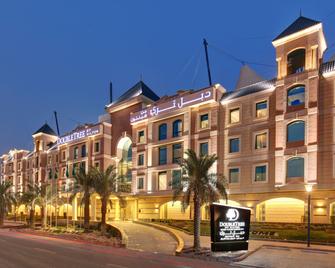 DoubleTree by Hilton Hotel Riyadh - Al Muroj Business Gate - Riyadh - Building