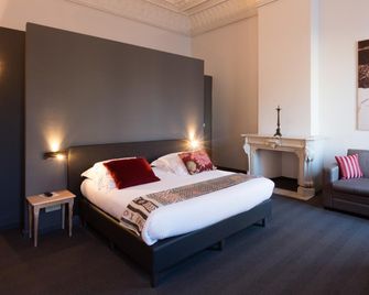 Hotel Gravensteen - Gante - Habitación