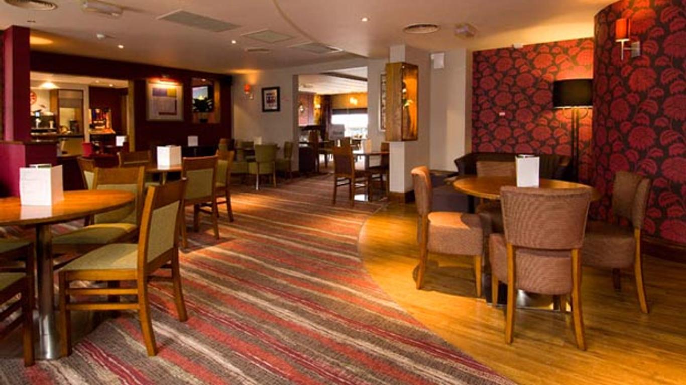 Premier Inn Manchester City Centre (Deansgate Locks) hotel