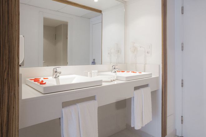 Hotel Ibersol Son Caliu Mar - Palma Nova - Bathroom
