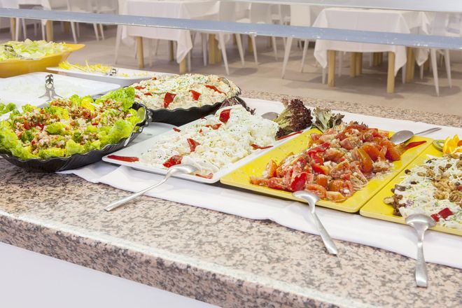 アレイ ホテル - ベナルマデナ - 食事