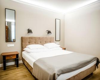 Pokoje Hotelowe Amore - Płock - Bedroom