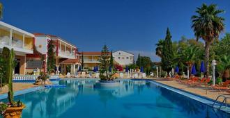 Ikaros Hotel - Laganas - Pool
