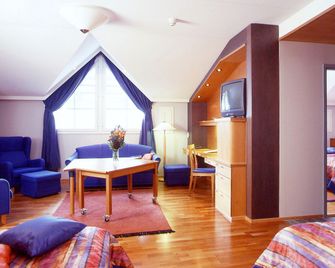 Lapland Hotels Olos - Muonio - Romfasiliteter