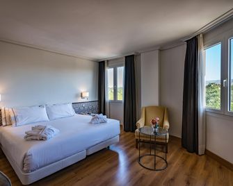 Hesperia Córdoba - Córdoba - Schlafzimmer