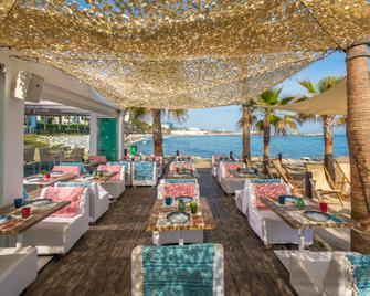 馬貝拉艾梅爾海灘飯店 - 僅供成人入住 - 馬貝拉 - 餐廳