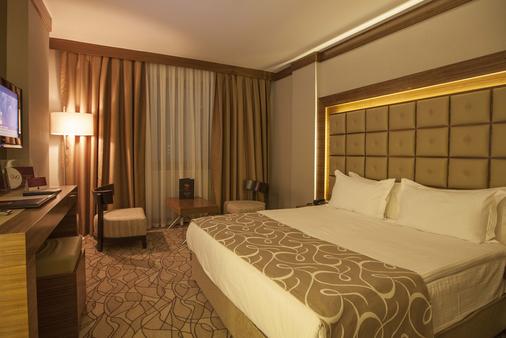 Grand Hotel Gaziantep - Γκαζιαντέπ - Κρεβατοκάμαρα