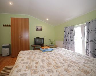 Pension Casa Anadam - Baile Herculane - Schlafzimmer