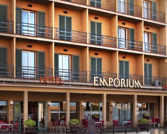 Hotel Emporium - Adults Only - Castelló d'Empúries - Buiten zicht