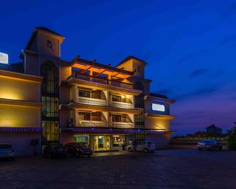 The Queeny - Vasco da Gama - Edificio