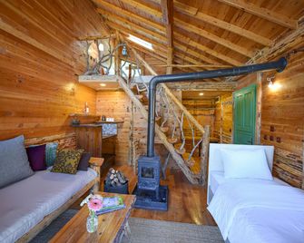 Babakamp Eco Ranch & Retreat - פטהייה - סלון